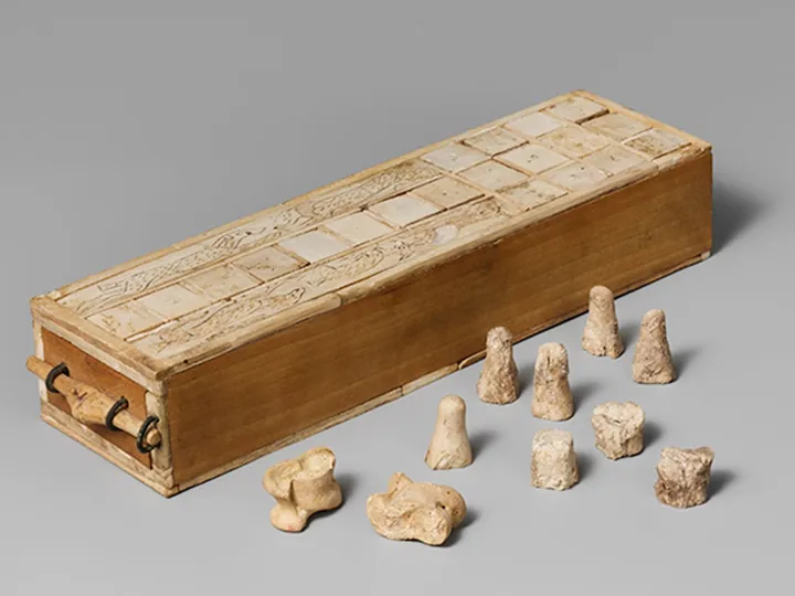 Aseb: The Mysterious Game of 20 Squares